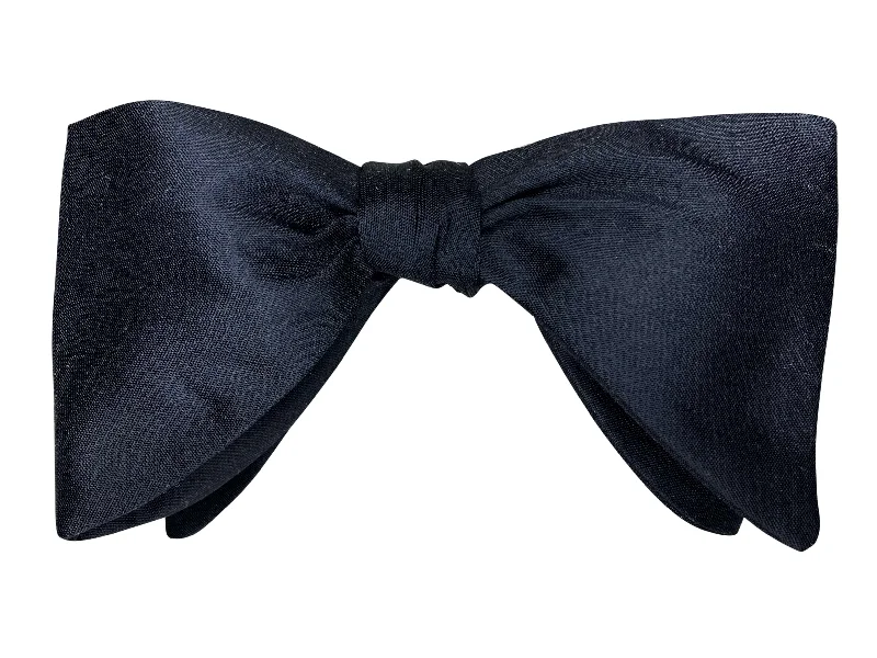 'The Gentlemen' Bow Tie